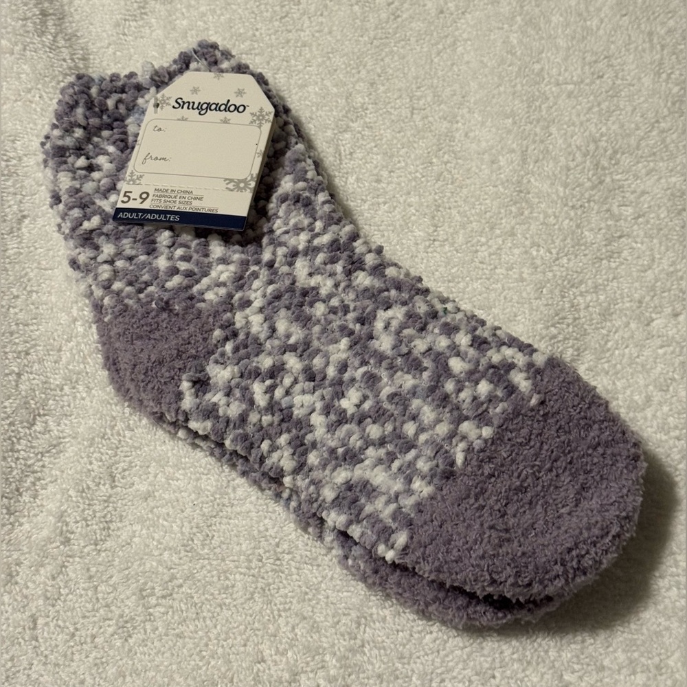 #z207 - Snugadoo Plush Ankle Socks Purple & White Popcorn Super Soft Plush